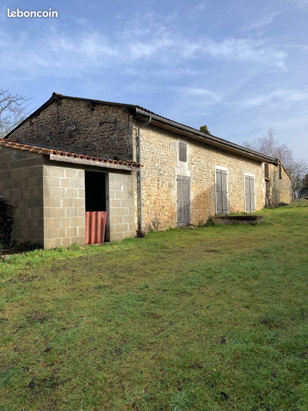 Maison 4 pièces 70 m² · à Torsac · 70 m² · 36 000 €