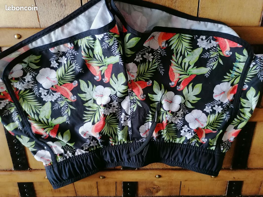 Ensemble maillot anti uv et short de bain fille, taille M. Quasi neuf (image 6)
