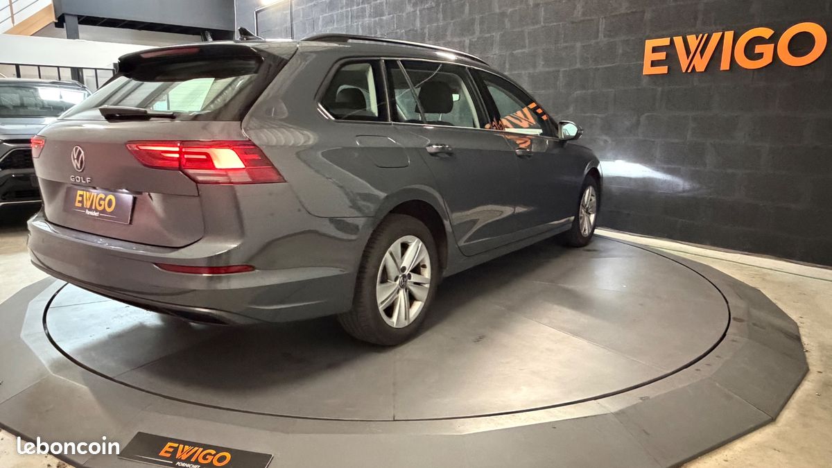 VOLKSWAGEN GOLF SW 1.0 TSI 110ch LIFE PLUS - CARPLAY - ENTRETIEN CONSTRUCTEUR A JOUR (image 8)