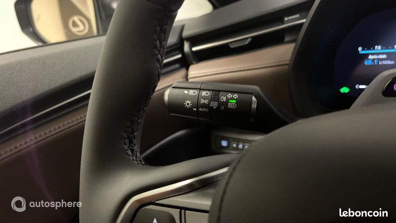 Lexus Lbx 1.5 136ch Elegant 2WD MY26 (image 23)