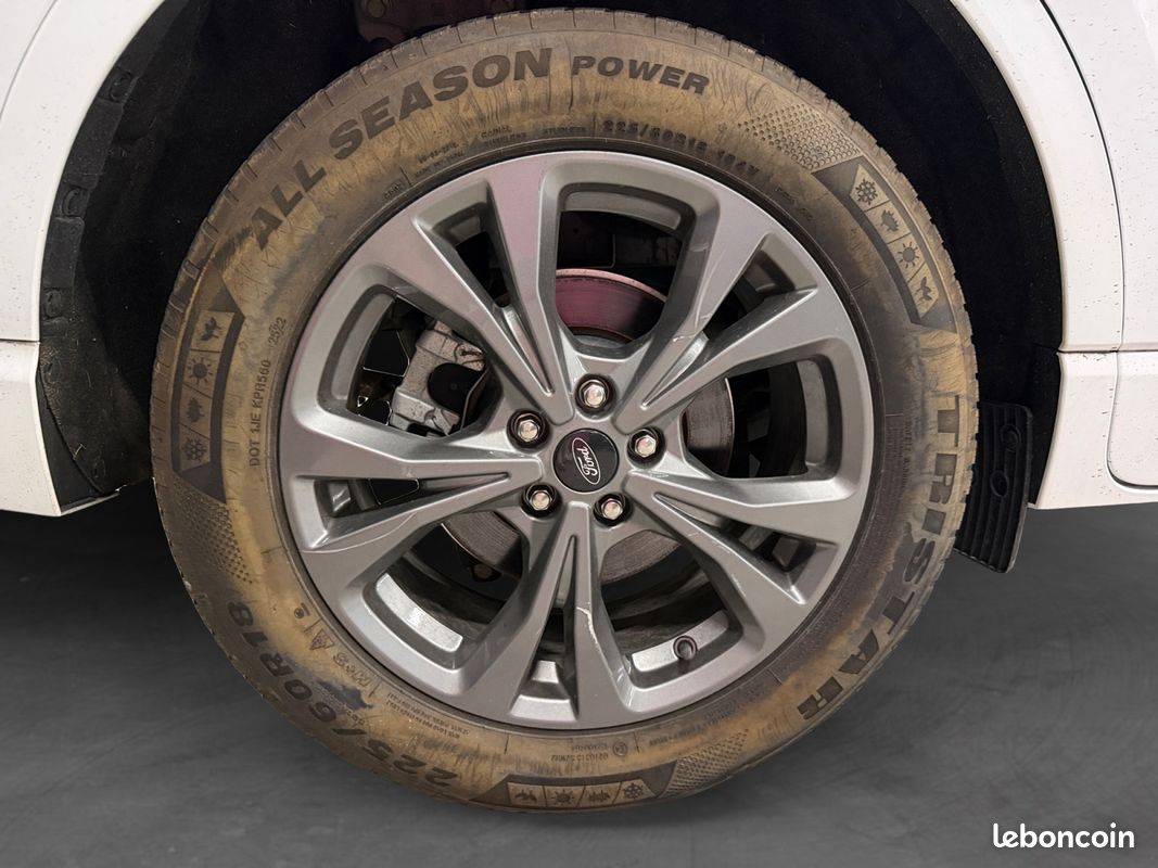 FORD KUGA III 2.5 FLEXIFUEL 190 FHEV ST LINE ECVT / Sieges AV - ARR + Volant Chauffant / CarPlay / Caméra (image 17)