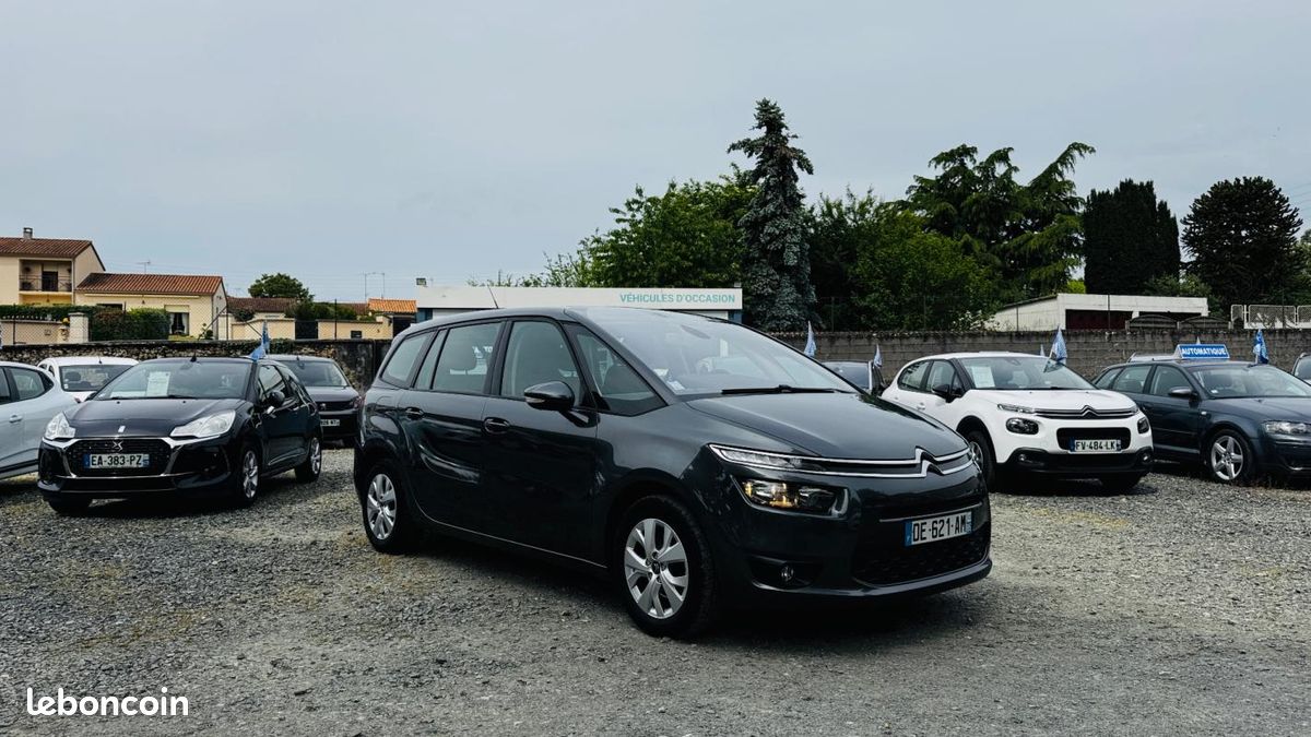 Citroën Grand C4 Picasso 1.6 e-HDi 115 CH Attraction 7 places attelage (image 1)