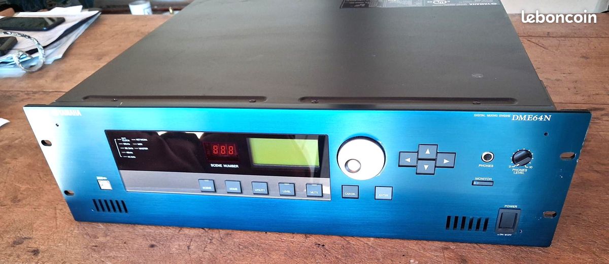 YAMAHA DME64N avec 2x I/O Card et 2x AD/DA Card (image 1)