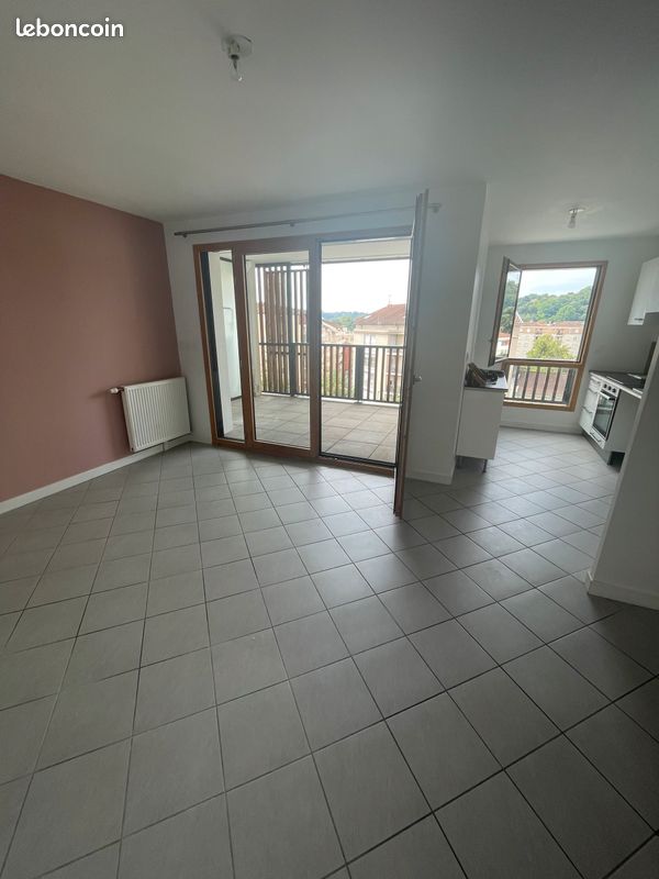 Appartement 2 pièces 45 m² · à Fontaines-sur-Saône · 45 m² · 870 €/mois