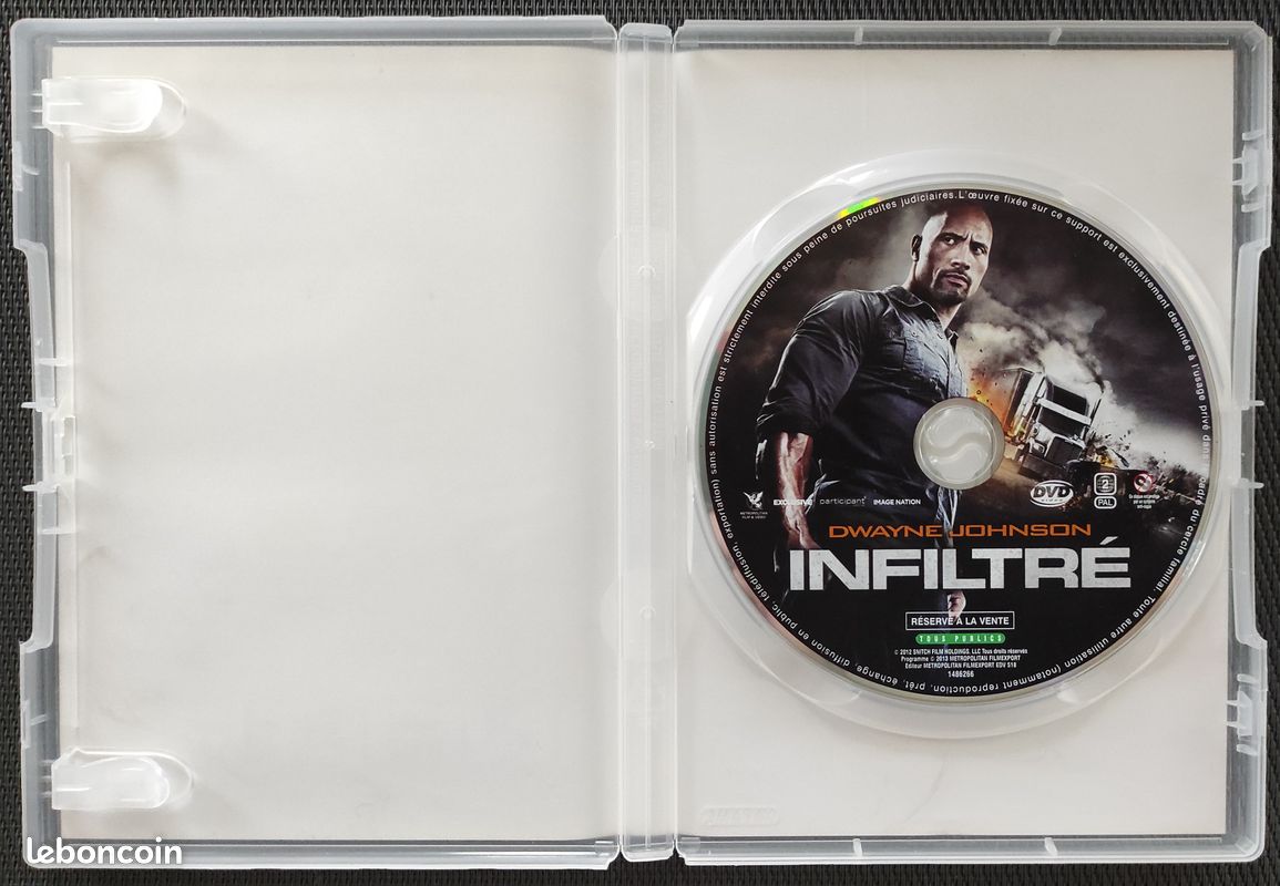 DVD "Infiltré" - Action (image 3)