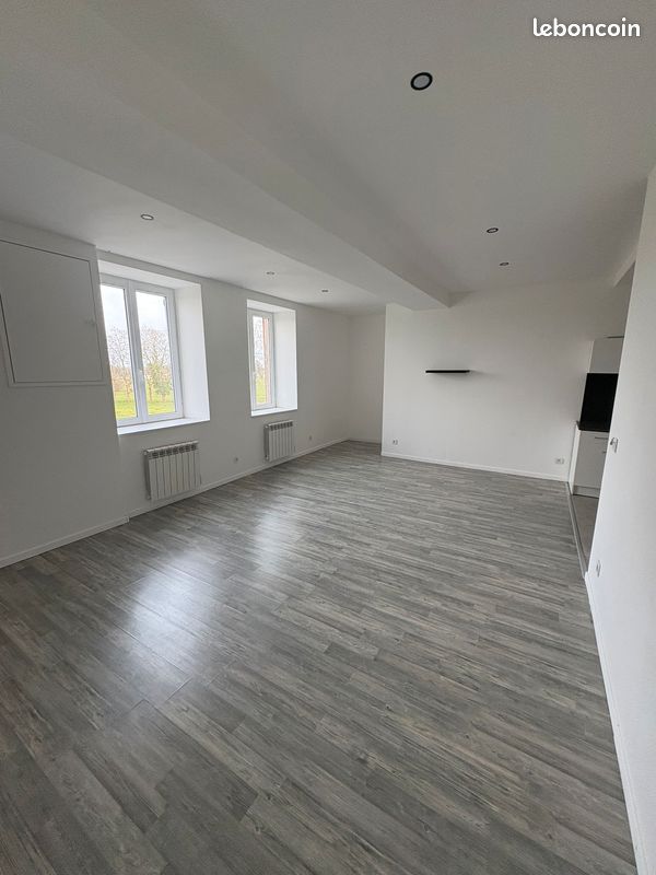 Appartement 3 pièces 80 m² · à La Pacaudière · 80 m² · 500 €/mois