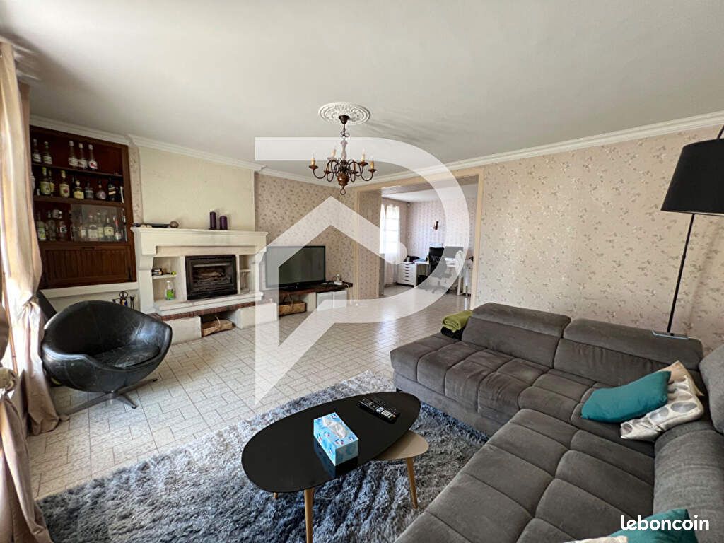 Maison 5 pièces 143 m² - Fors 79230 (image principale 3)