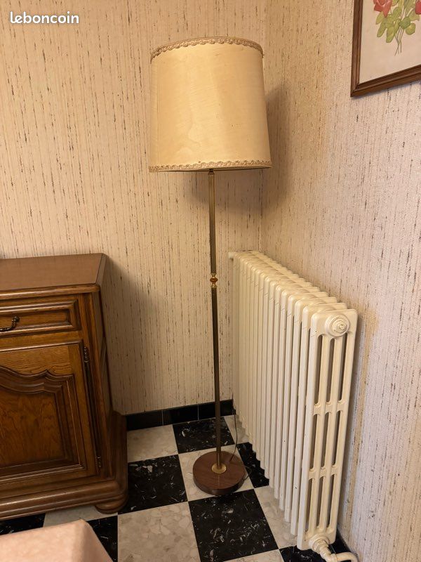 Lampadaire vintage ancien (image 1)