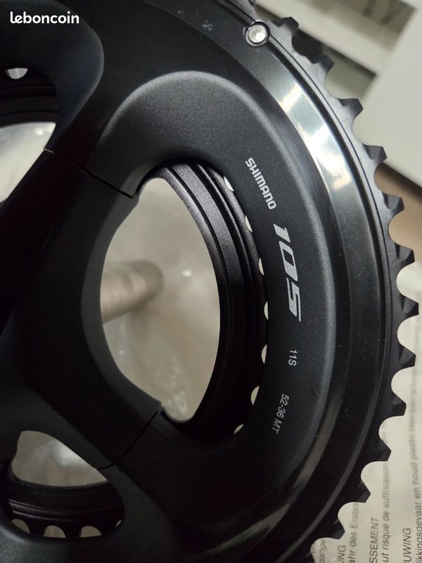 Shimano 105 FC-R7000 Chainset 34/50 rings 172.5mm arms Black 11 speed