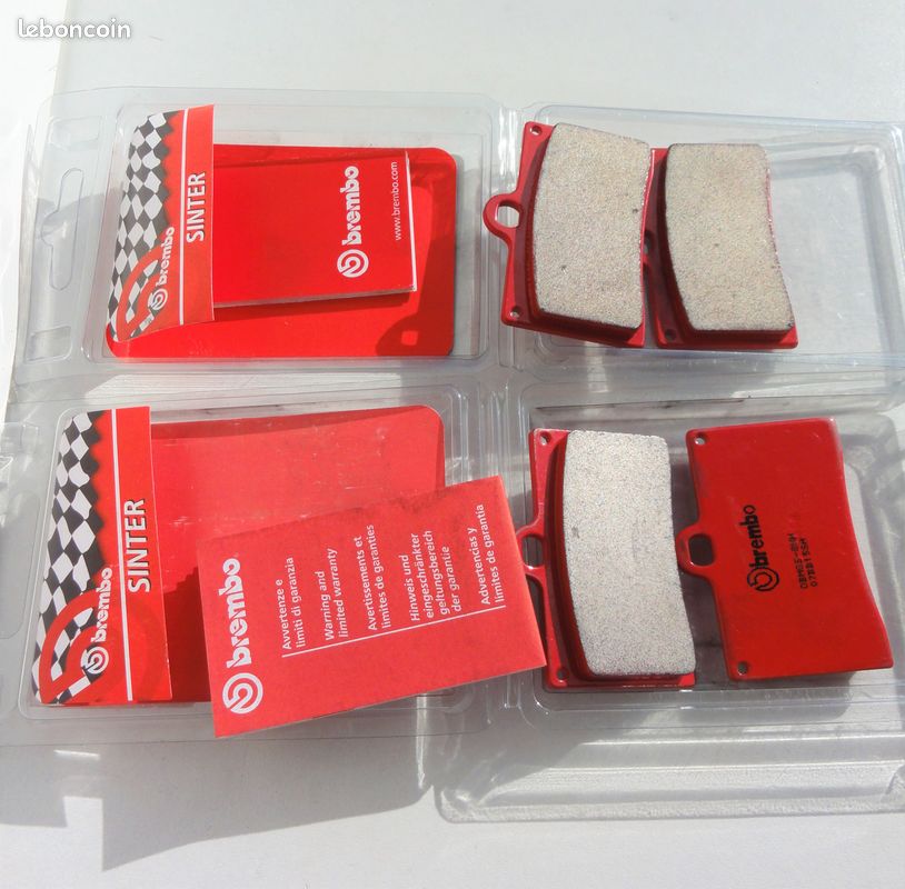 4 Plaquette avant BREMBO ducati, 600 750 900 ss moster laverda, triumph VOXAN (image 2)