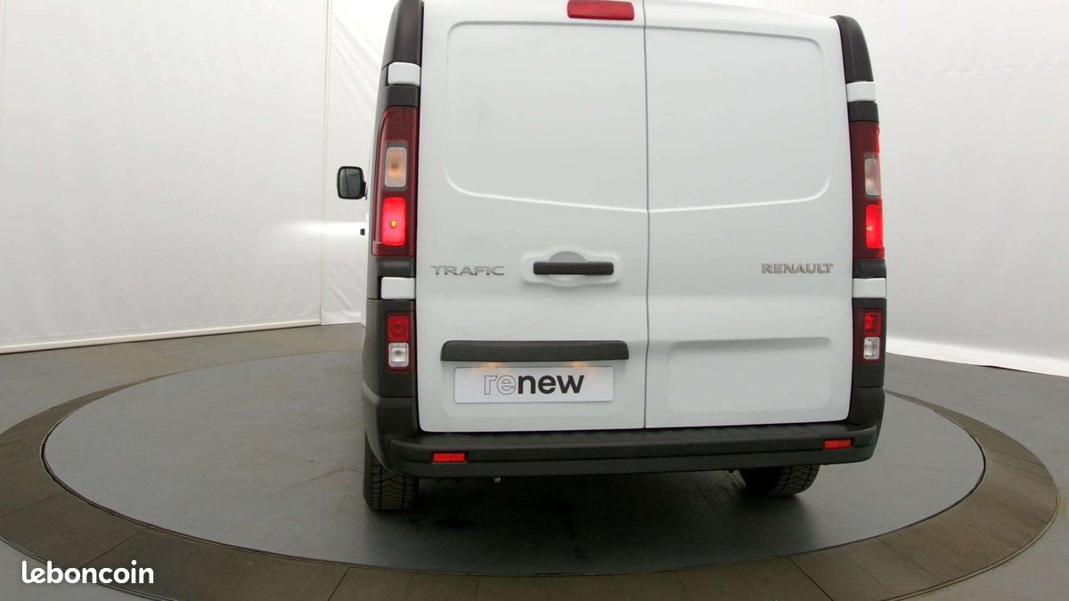 Renault trafic fgn l2h1 3000 kg blue dci 130 (image 29)