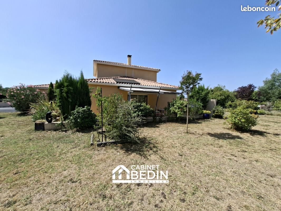 Maison 5 pièces 141 m² · à Saint-Sulpice-de-Pommiers · 141 m² · 317 700 €