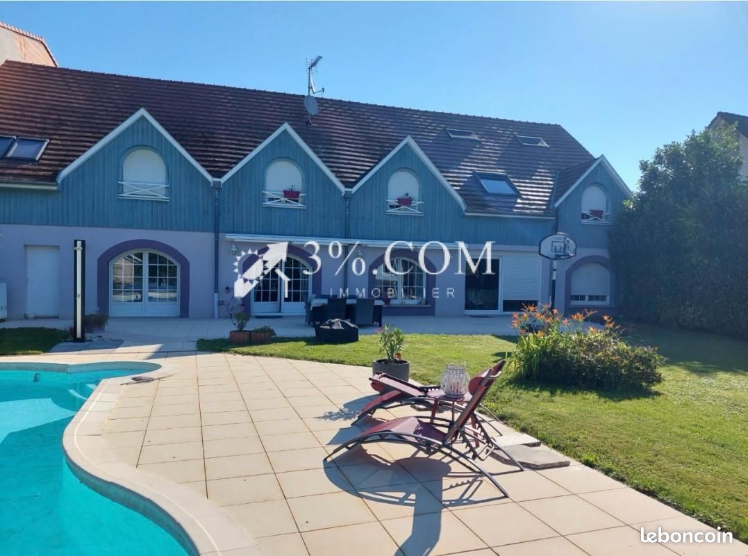 Maison 8 pièces 360 m² · à Mommenheim · 360 m² · 597 400 €