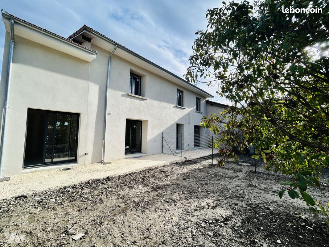 Maison 4 pièces 90 m² · à Échirolles · 90 m² · 279 000 €