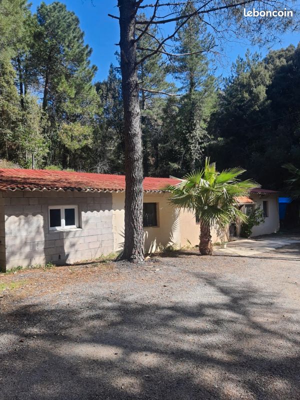 Maison 4 pièces 85 m² · à Bocognano · 85 m² · 900 €