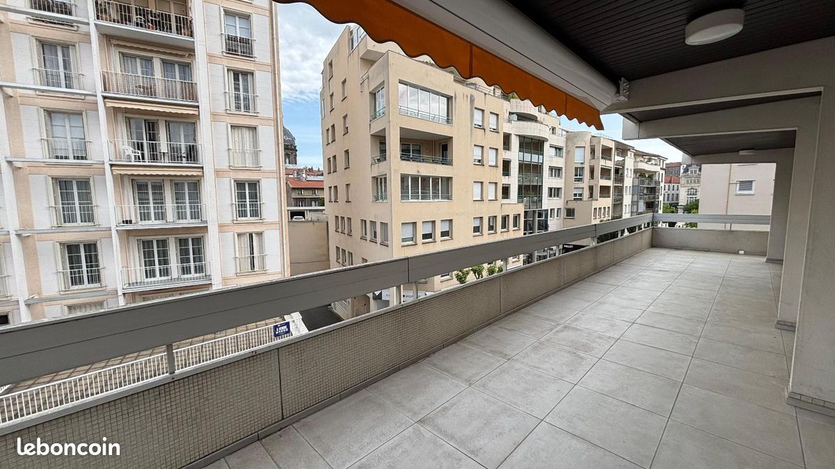 Appartement 5 pièces 124 m² · à Clermont-Ferrand · 124 m² · 1 500 €/mois