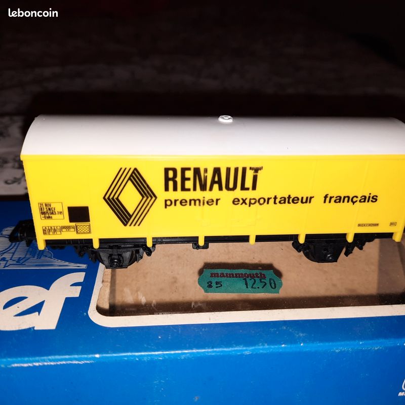 JOUEF ref 627100 HO - Wagon couvert métallique - RENAULT - ép