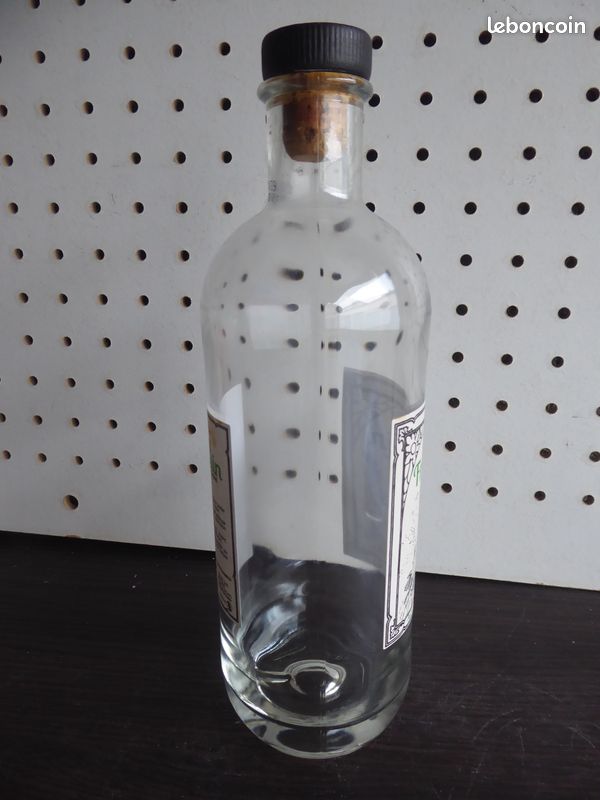 Bouteille de Rhum ambré "la légende de SAINT-FRUSQUIN" - VIDE (image 4)