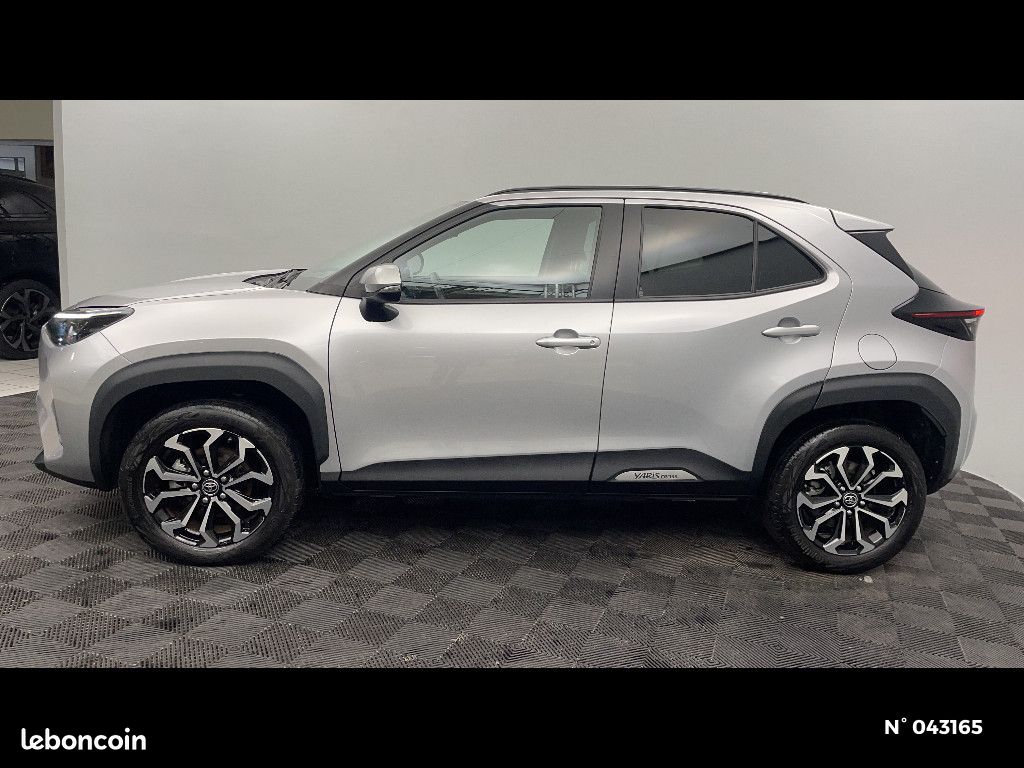 Toyota Yaris Cross HYBRIDE 116h 2WD Design (image 2)