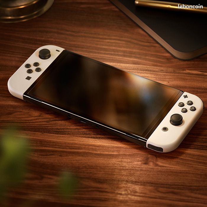 Nintendo Switch OLED – État quasi-neuf (image 9)