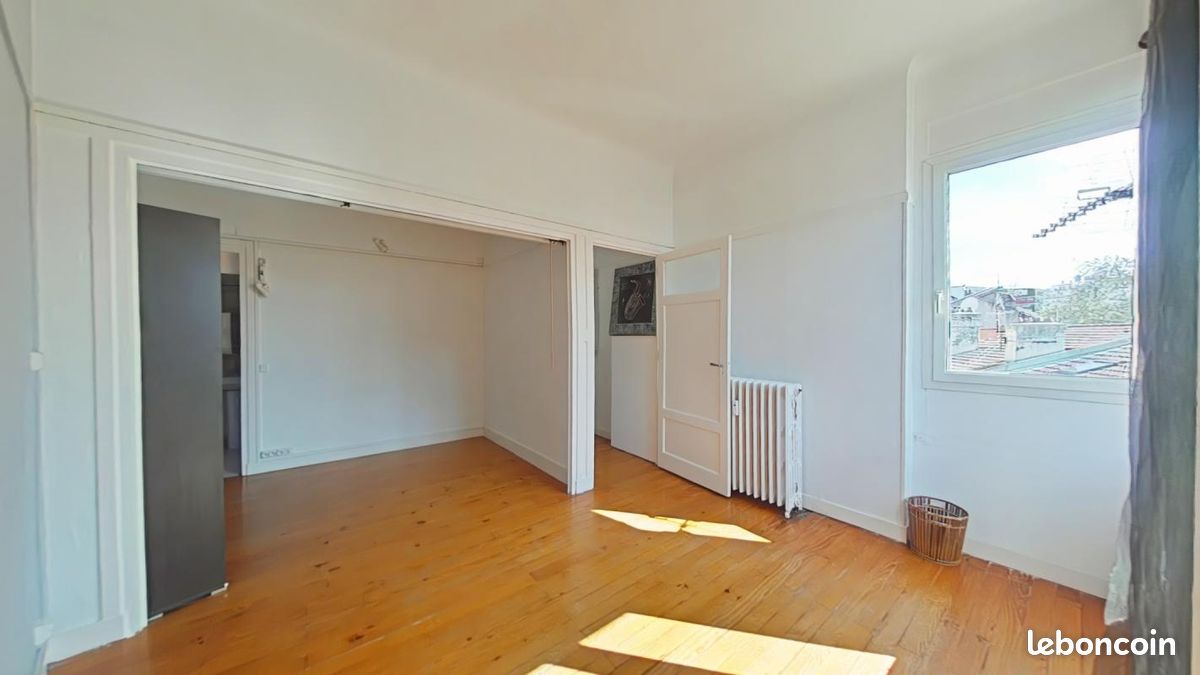 Appartement 1 pièce 37 m² · à Saint-Étienne · 37 m² · 371 €/mois