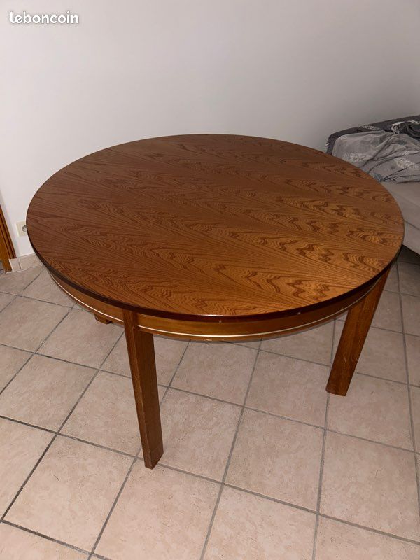 Table ronde (image 2)
