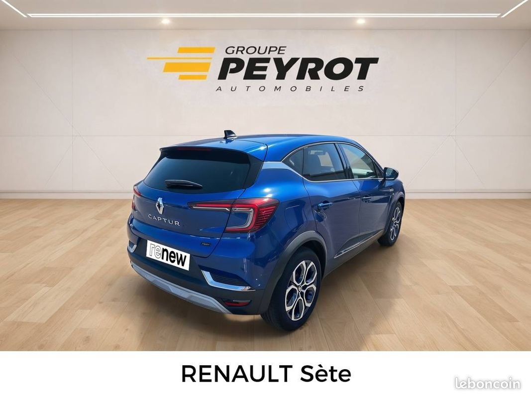 RENAULT Captur E-Tech full hybrid 145 Techno (image 5)