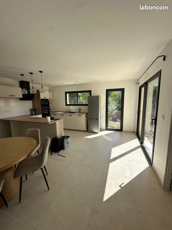 Maison 3 pièces 80 m² · à Pélissanne · 80 m² · 375 000 €