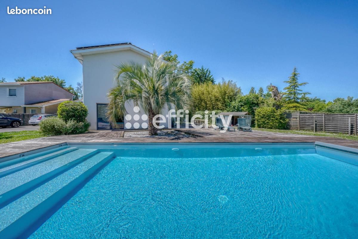 Maison 7 pièces 149 m² · à Cadaujac · 149 m² · 517 000 €