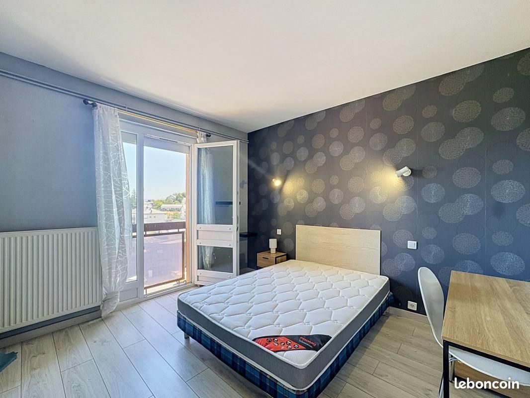 Appartement 1 pièce 11 m² · à Rodez · 11 m² · 390 €