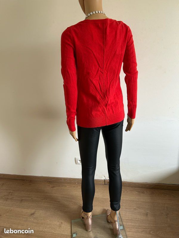Pull rouge orangé avec col en V GAP taille S état satisfaisant (bouloches) (image 10)