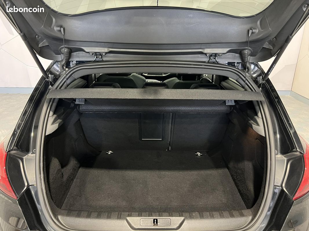 PEUGEOT 308 1.6 THP 270ch S&S BVM6 GTi by PEUGEOT SPORT (image 15)