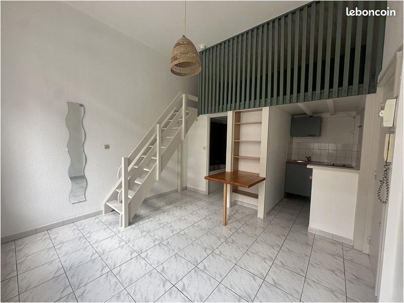 Appartement 1 pièce 17 m² · à Lille · 17 m² · 556 €