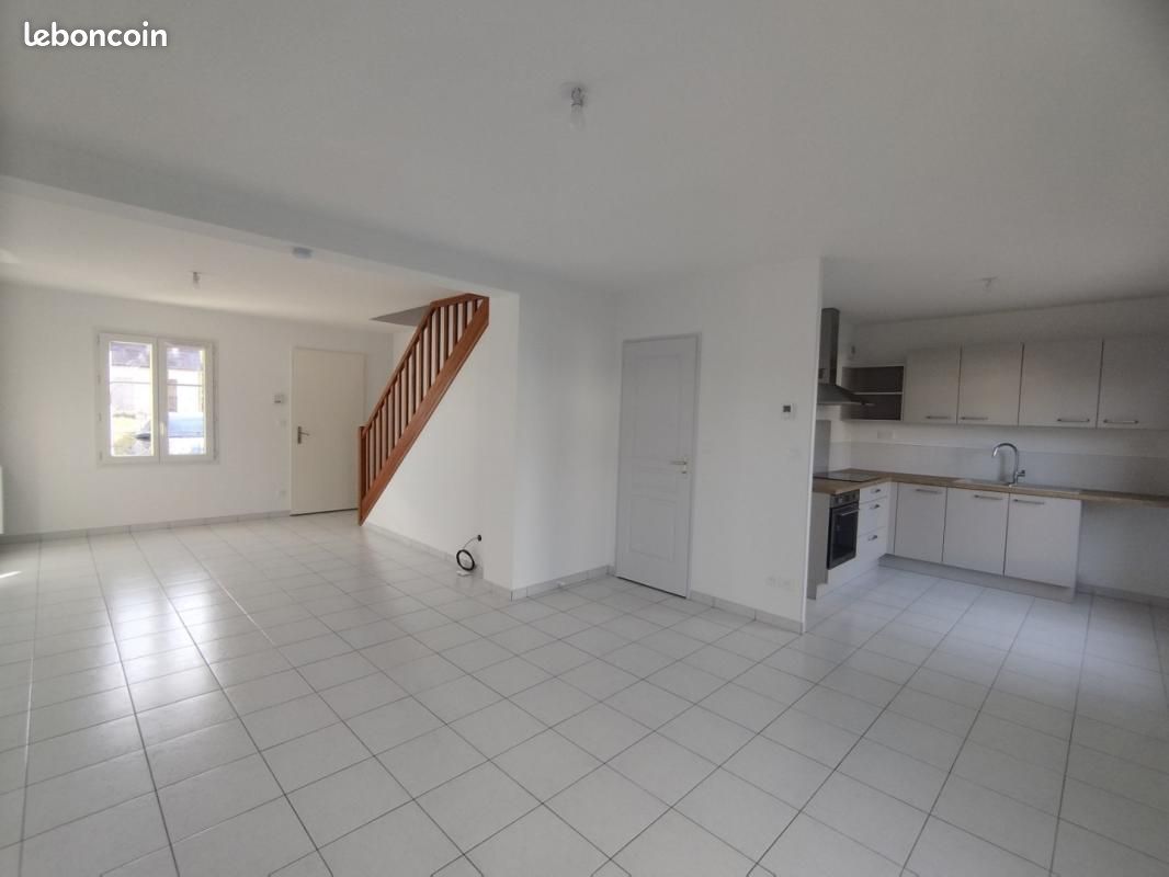 Maison 4 pièces 88 m² · à Saint-Jean-de-la-Ruelle · 88 m² · 1 215 €/mois