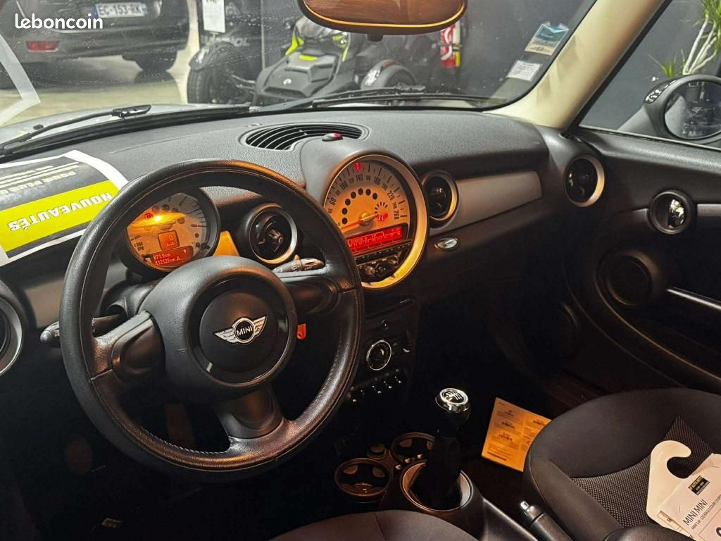 MINI MINI 1.6i - 122 R56 LCI COUPE Cooper PHASE 2 (image 4)
