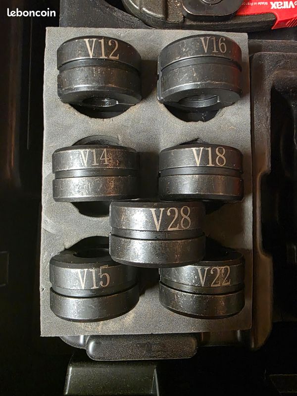 7 inserts v12 v14 v15 v16 v18 v22 v28 Neuf pour cuivre et inox compatible mâchoires Hilti, Virax, Rothenberger... (image 1)