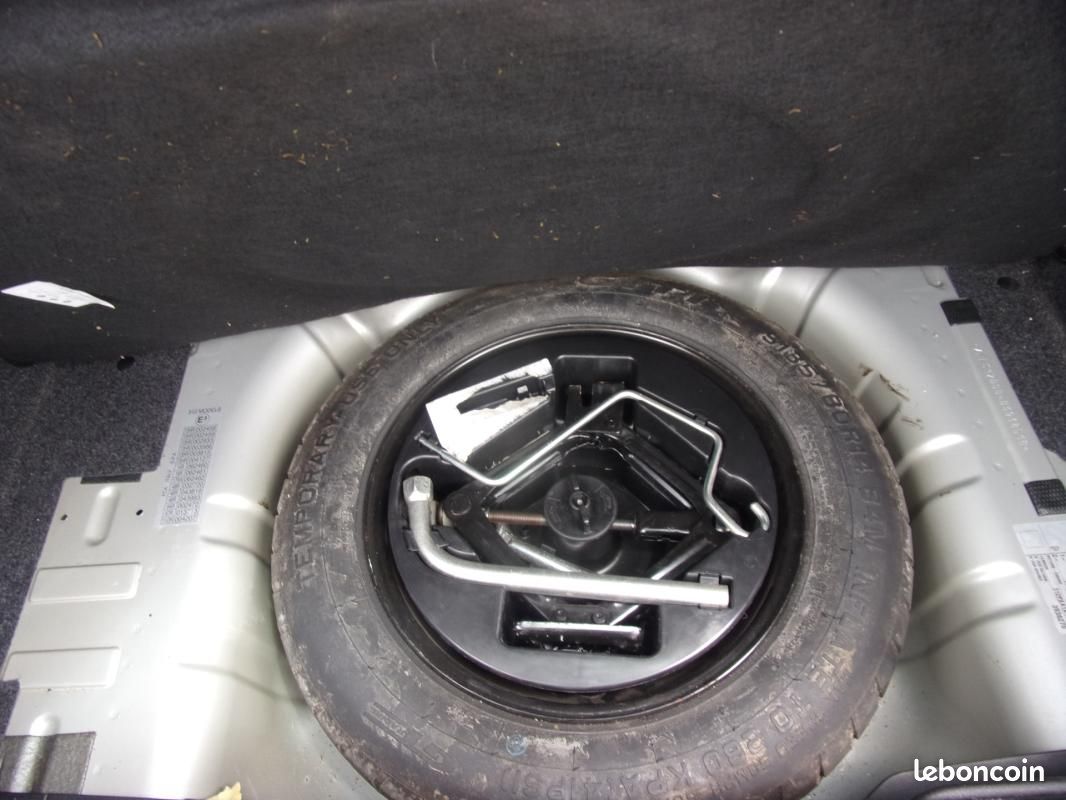 Fiat Panda SERIE 2 1.2 69 ch Lounge (image 12)