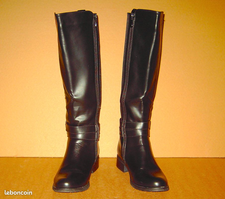 Bottes hautes noires, taille 36 "Queen Vivi" (image 1)