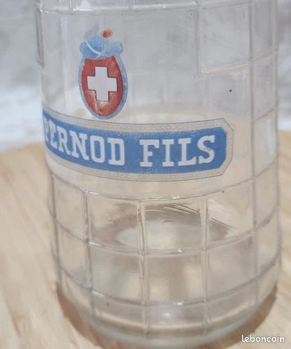 Ancienne carafe publicitaire PERNOD FILS en verre de FLORENT LYON croix suisse (image 5)