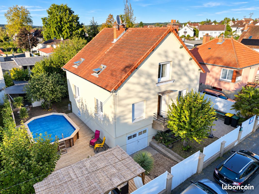 Maison 8 pièces 133 m² · à Gueugnon · 133 m² · 167 000 €
