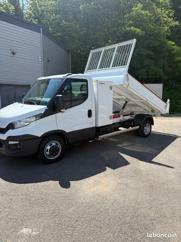 Iveco benne coffre JPM (image 1)