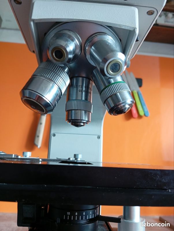 Microscope professionnel (image 2)