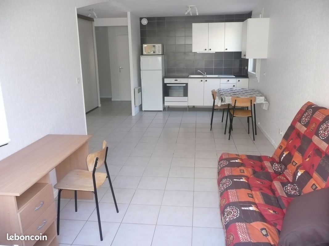Appartement 2 pièces 47 m² · à Villeurbanne · 47 m² · 996 €