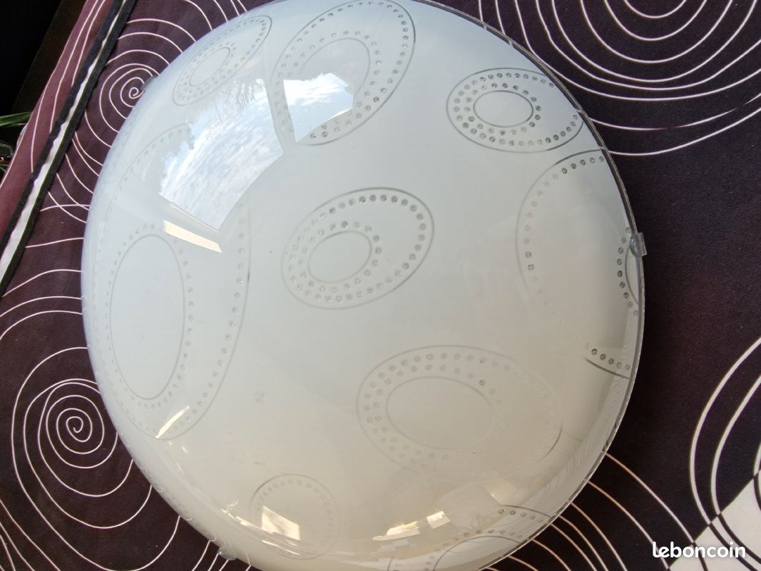 Plafonnier (image 1)