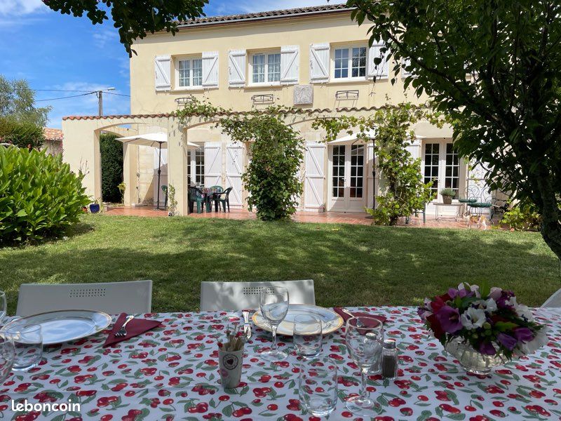 Maison 7 pièces 166 m² · à Villegouge · 166 m² · 475 000 €