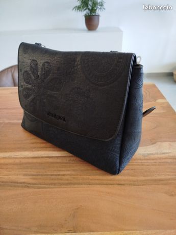 Sac Desigual et son portefeuille assorti Accessoires Bagagerie