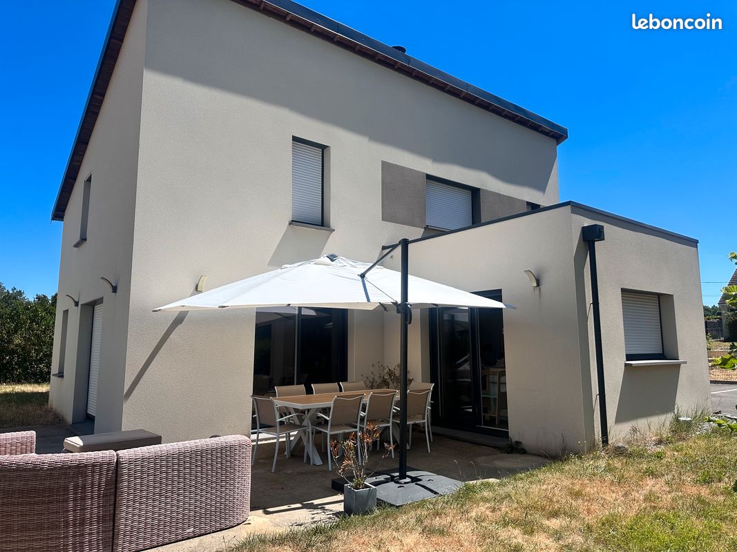 Maison 5 pièces 163 m² · à Connerré · 163 m² · 300 000 €