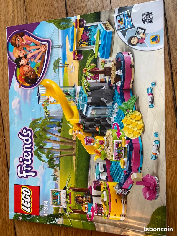 La soirée piscine d'Andréa LEGO FRIENDS 41374 (image 2)