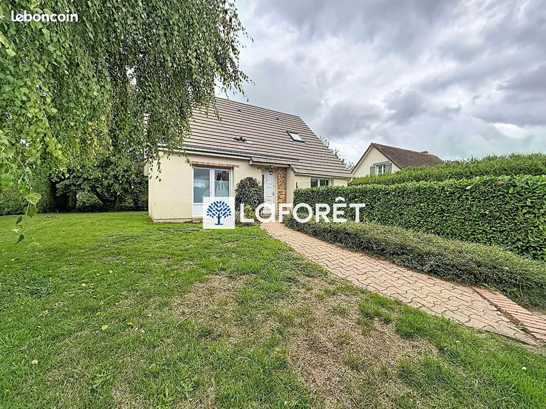 Maison 5 pièces 105 m² · à Le Mesnil-Esnard · 105 m² · 1 350 €/mois