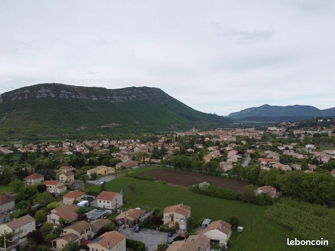 Terrain 402 m² Laragne Monteglin · à Laragne-Montéglin · 65 000 €